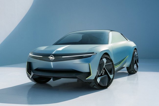 Opel Experimental: Revolucionando la Movilidad con Inteligencia Artificial y Realidad Aumentada