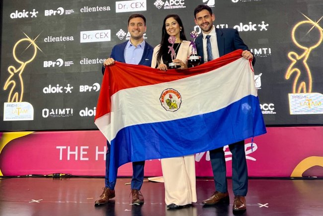 Paraguay Brilla en el Premio LATAM 2024 con Reconocimientos en Customer Experience