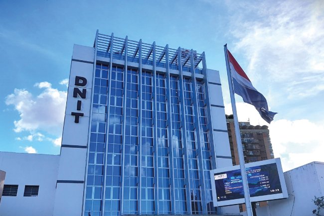Paraguay lidera América Latina con el sistema tributario más competitivo y neutral del 2024